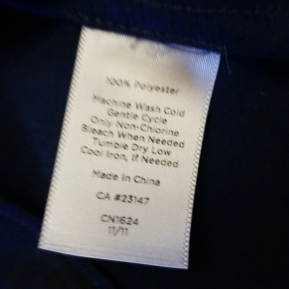 Dark Navy Talbots top - Picture 7 of 7